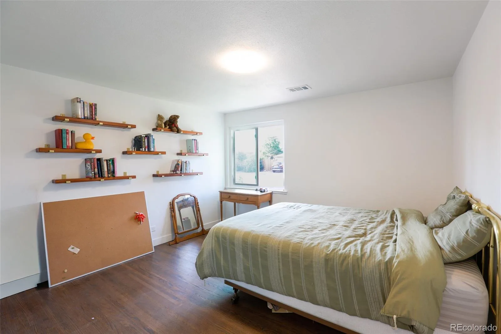 4670 W 5th Avenue Denver CO 80204 MLS #REC5345475 06292026202829 1600 10