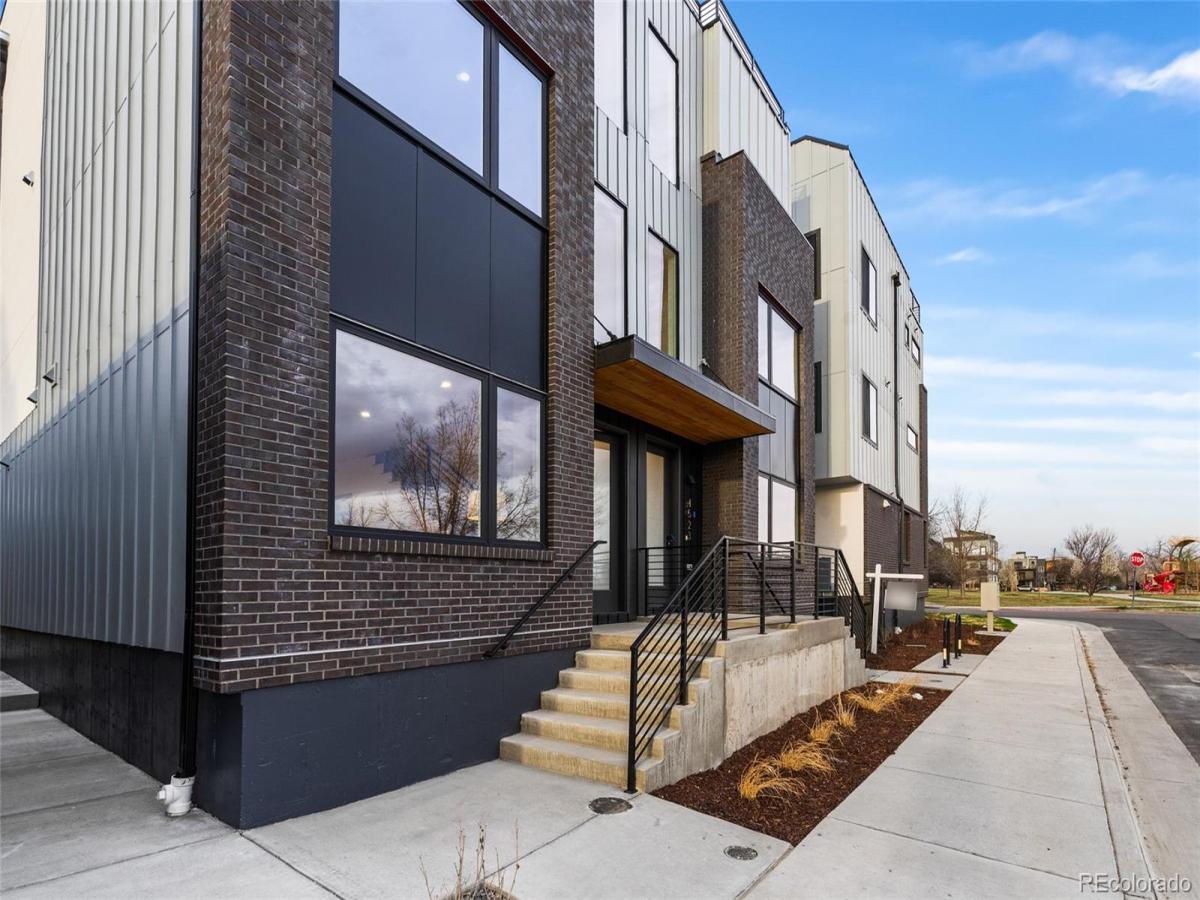 4527 W Wells Place Denver CO 80204 | MLS #REC5345896 MLS #REC5345896 image #0