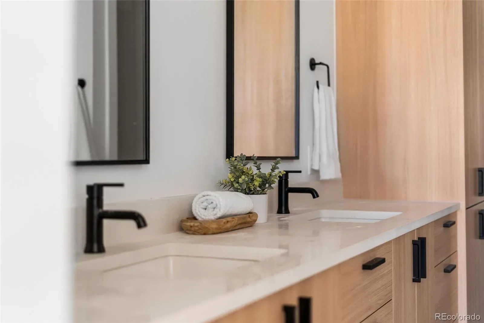 03272026032158 1600 29