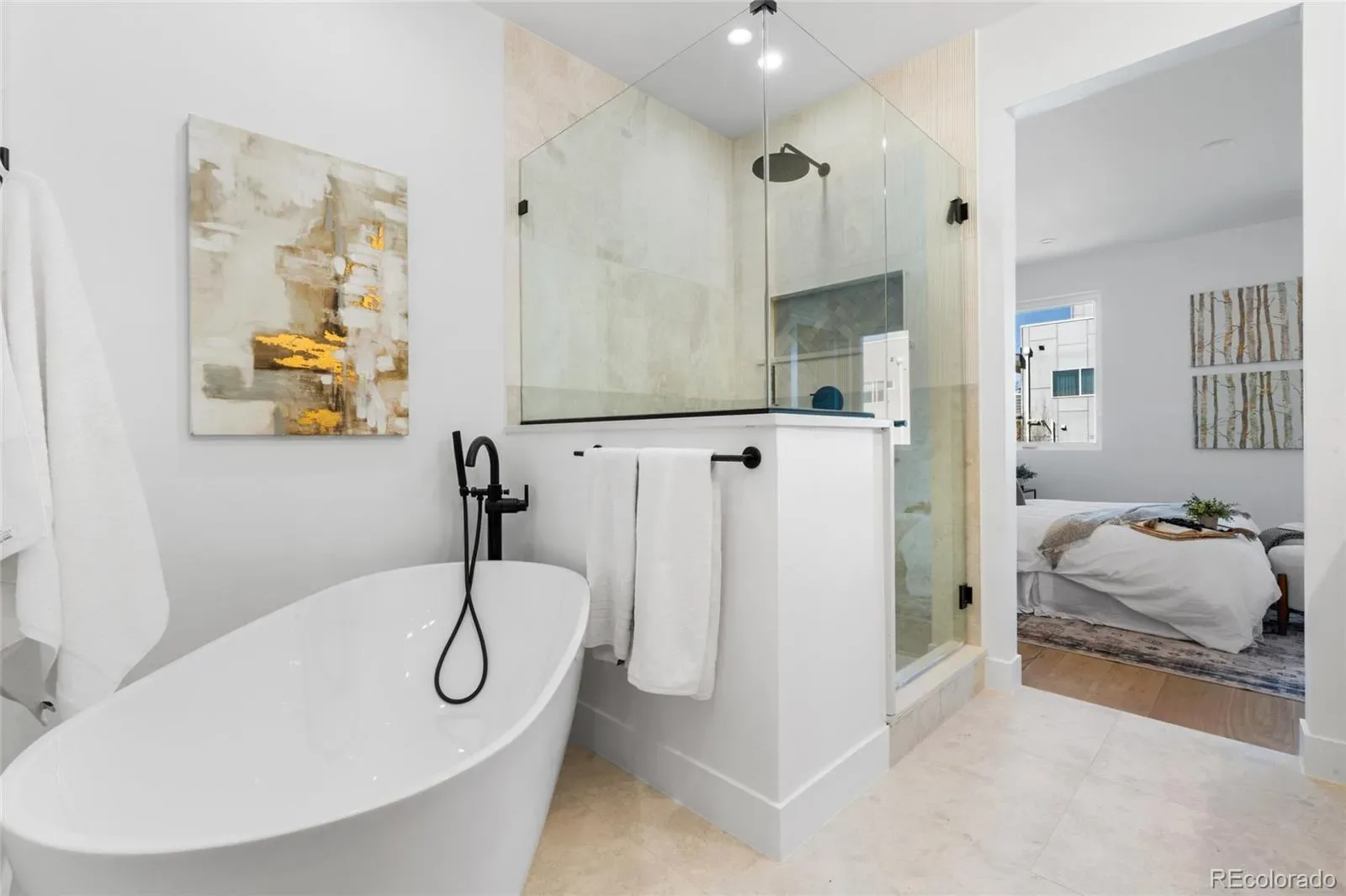 03272026032158 1600 32