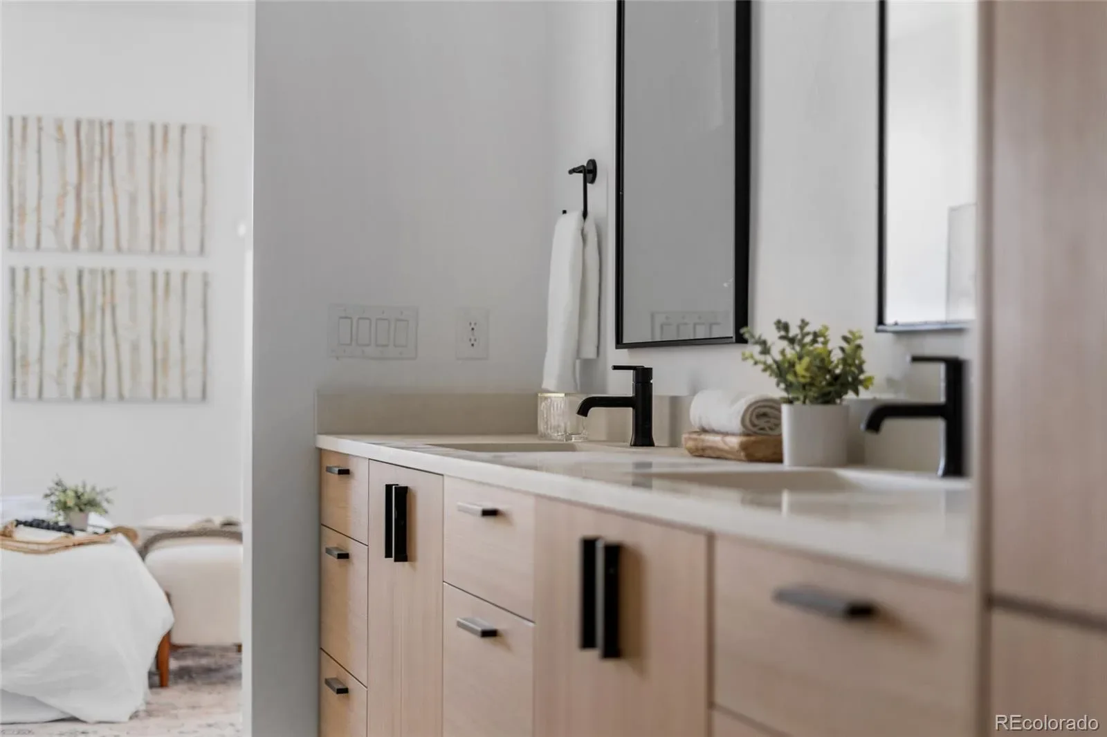 03272026032158 1600 36