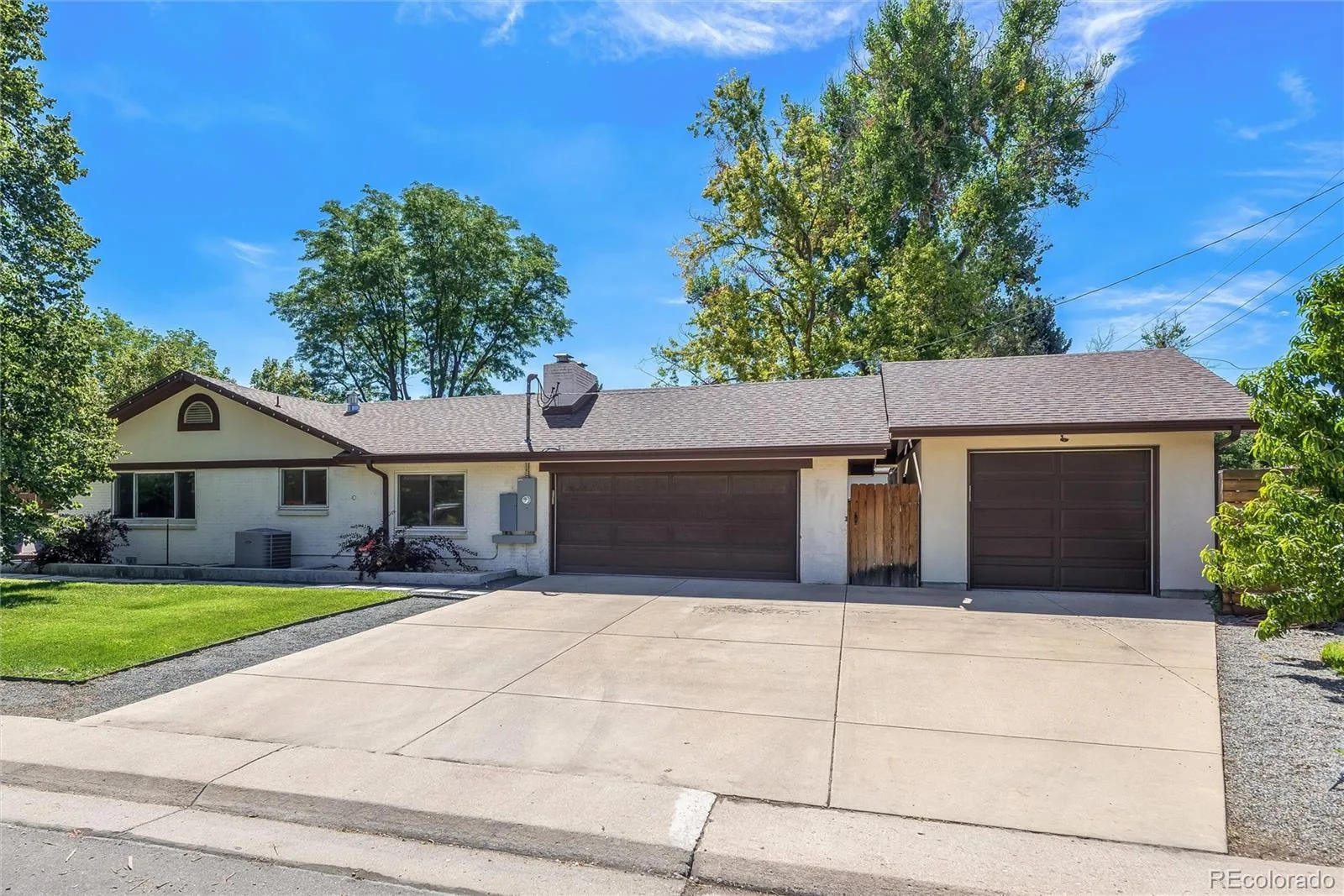 329 Pierce Street Lakewood CO 80226 | MLS #REC5347858 10152026192937 1600 1