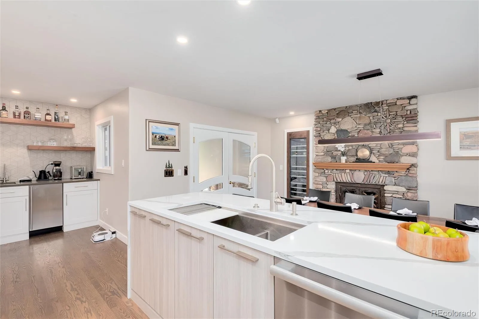 329 Pierce Street Lakewood CO 80226 | MLS #REC5347858 10152026192937 1600 19