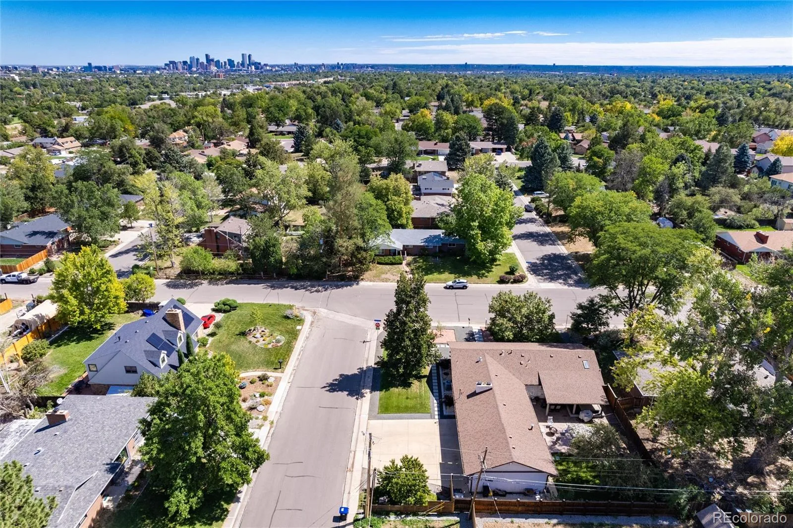329 Pierce Street Lakewood CO 80226 | MLS #REC5347858 10152026192937 1600 43