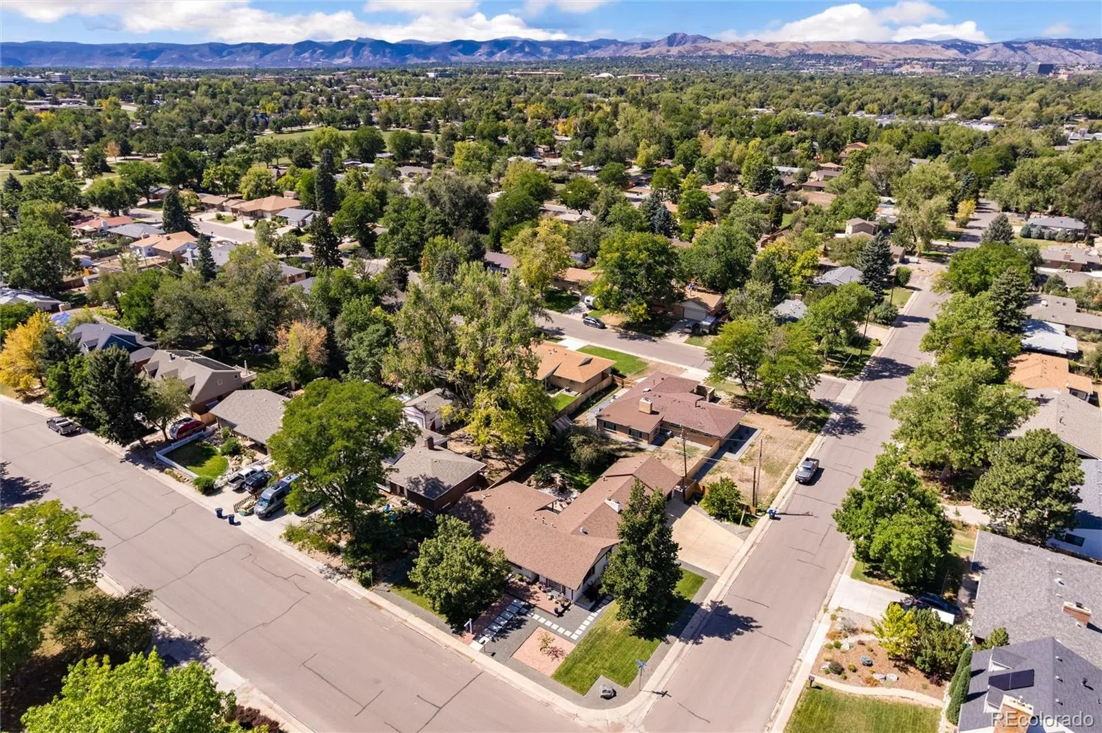 329 Pierce Street Lakewood CO 80226 | MLS #REC5347858 10152026192937 1600 47