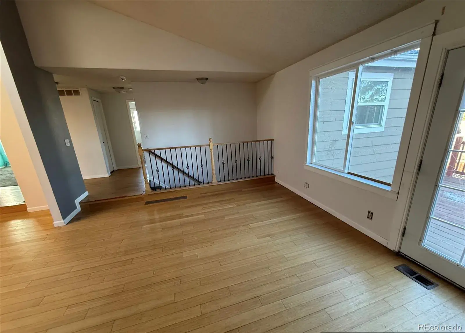 2359 E Nichols Place Centennial CO 80122 | MLS #REC5348008 02202026235630 1600 11