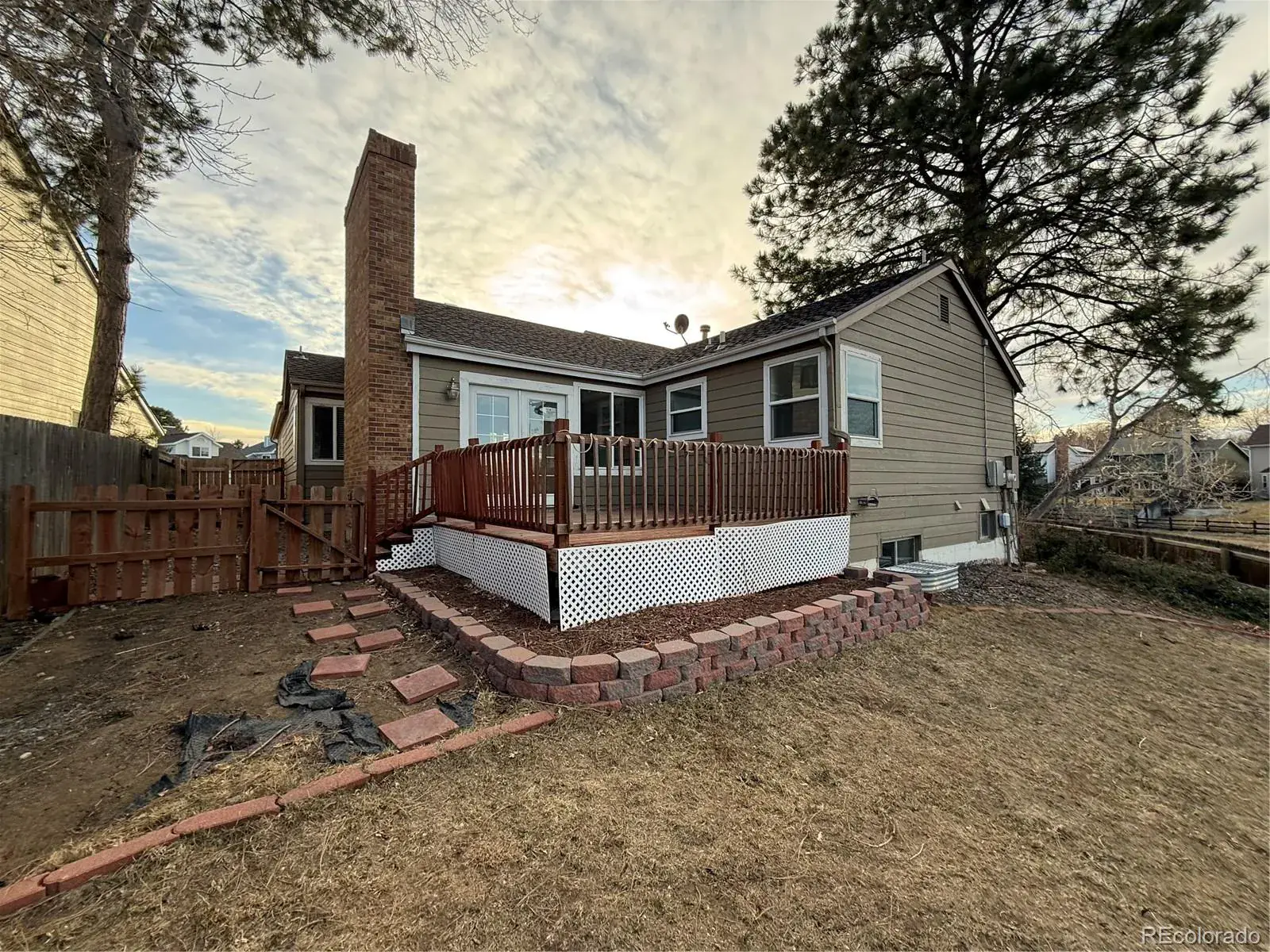 2359 E Nichols Place Centennial CO 80122 | MLS #REC5348008 02202026235630 1600 26