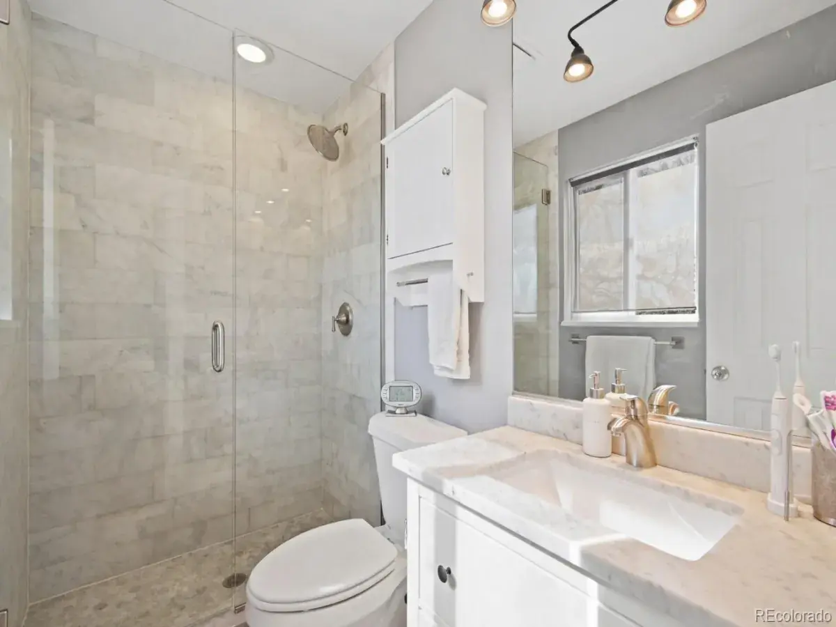 03032026040638 1200 20