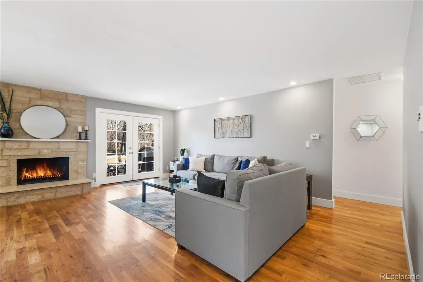 03032026040638 1600 12