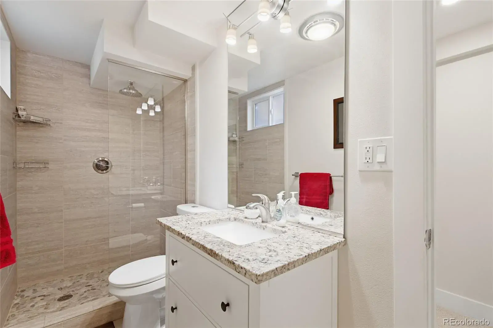 03032026040638 1600 37