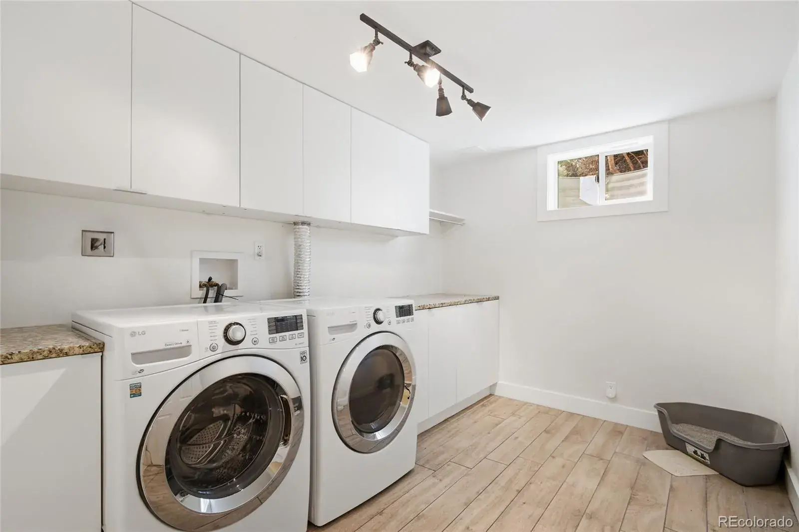 03032026040638 1600 38