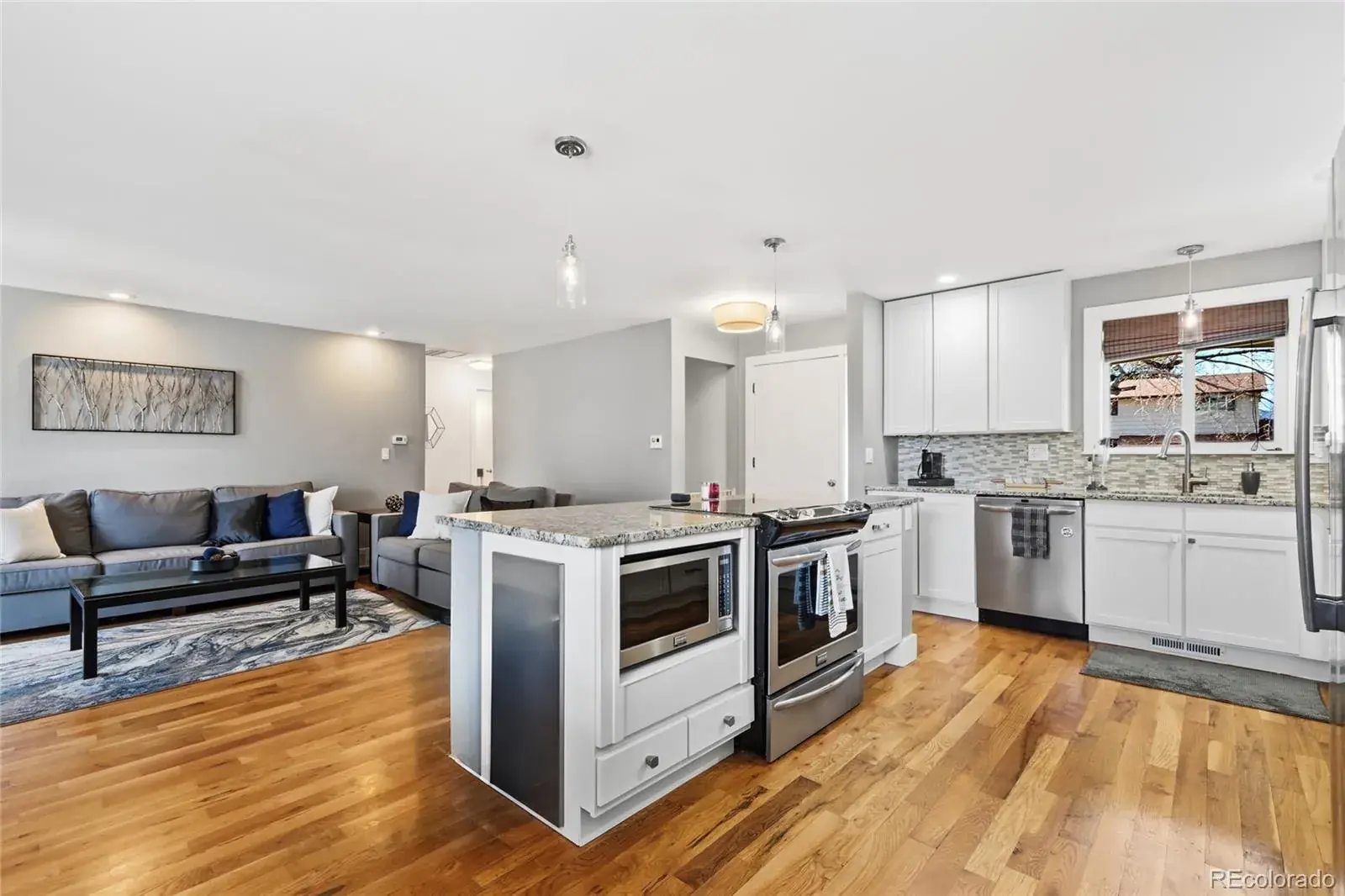 03032026040638 1600 8