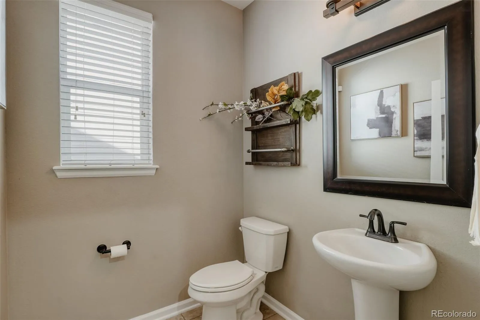 7200 Bandit Drive Castle Rock CO 80108 MLS #REC5352410 05182026181427 1600 12