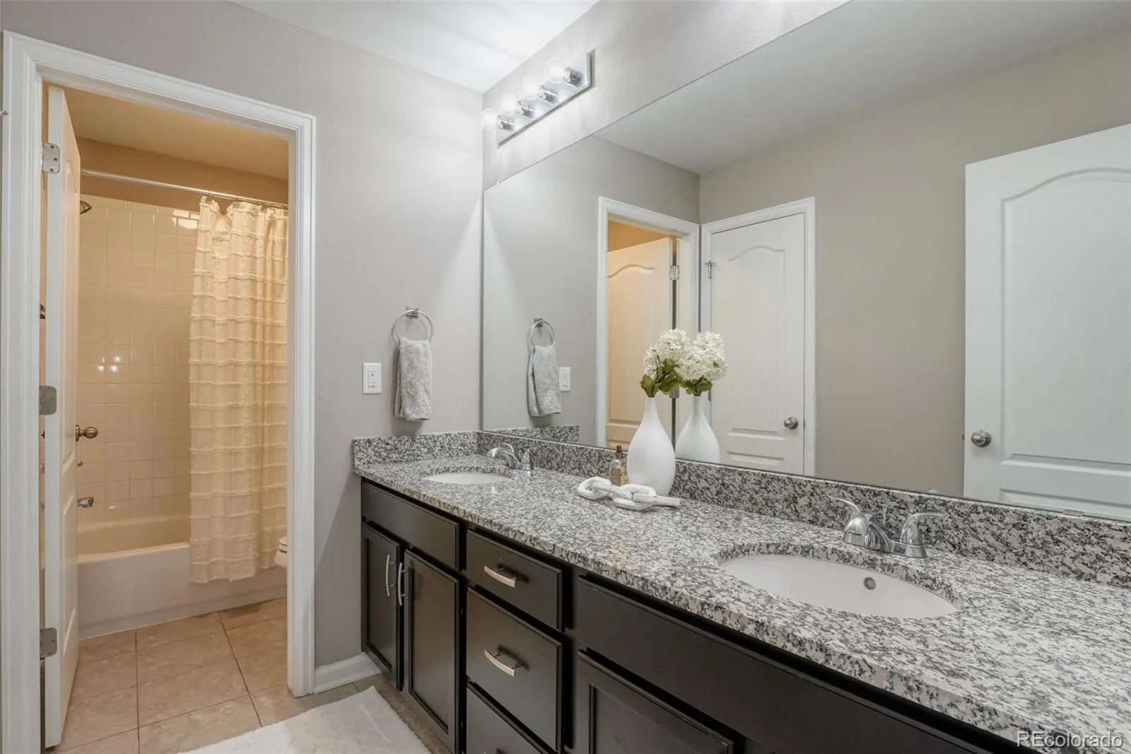 7200 Bandit Drive Castle Rock CO 80108 MLS #REC5352410 05182026181427 1600 22