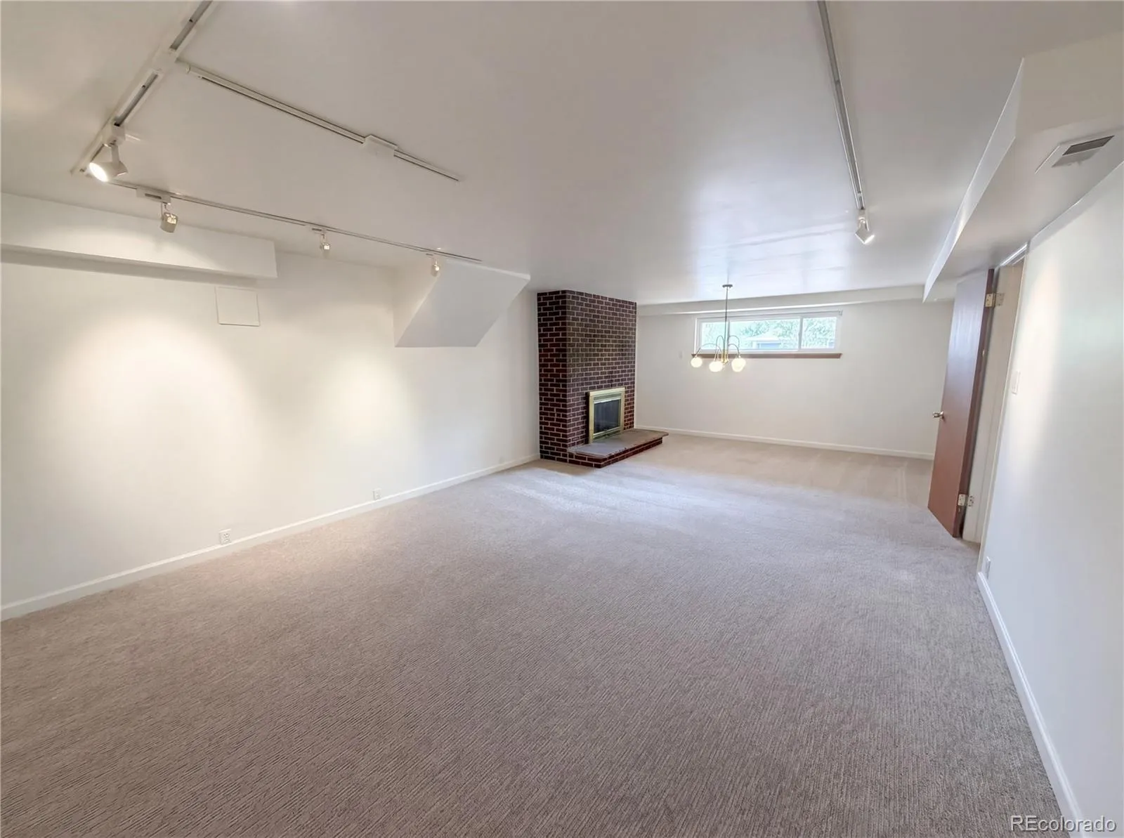 04172026221202 1600 13