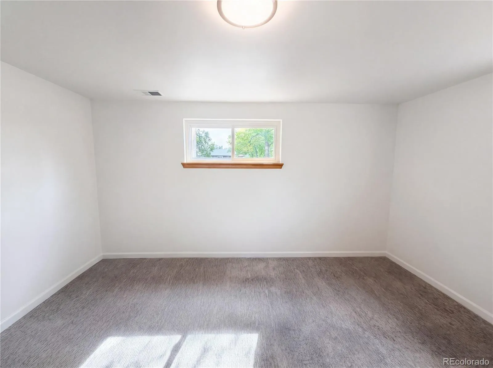 04172026221202 1600 18