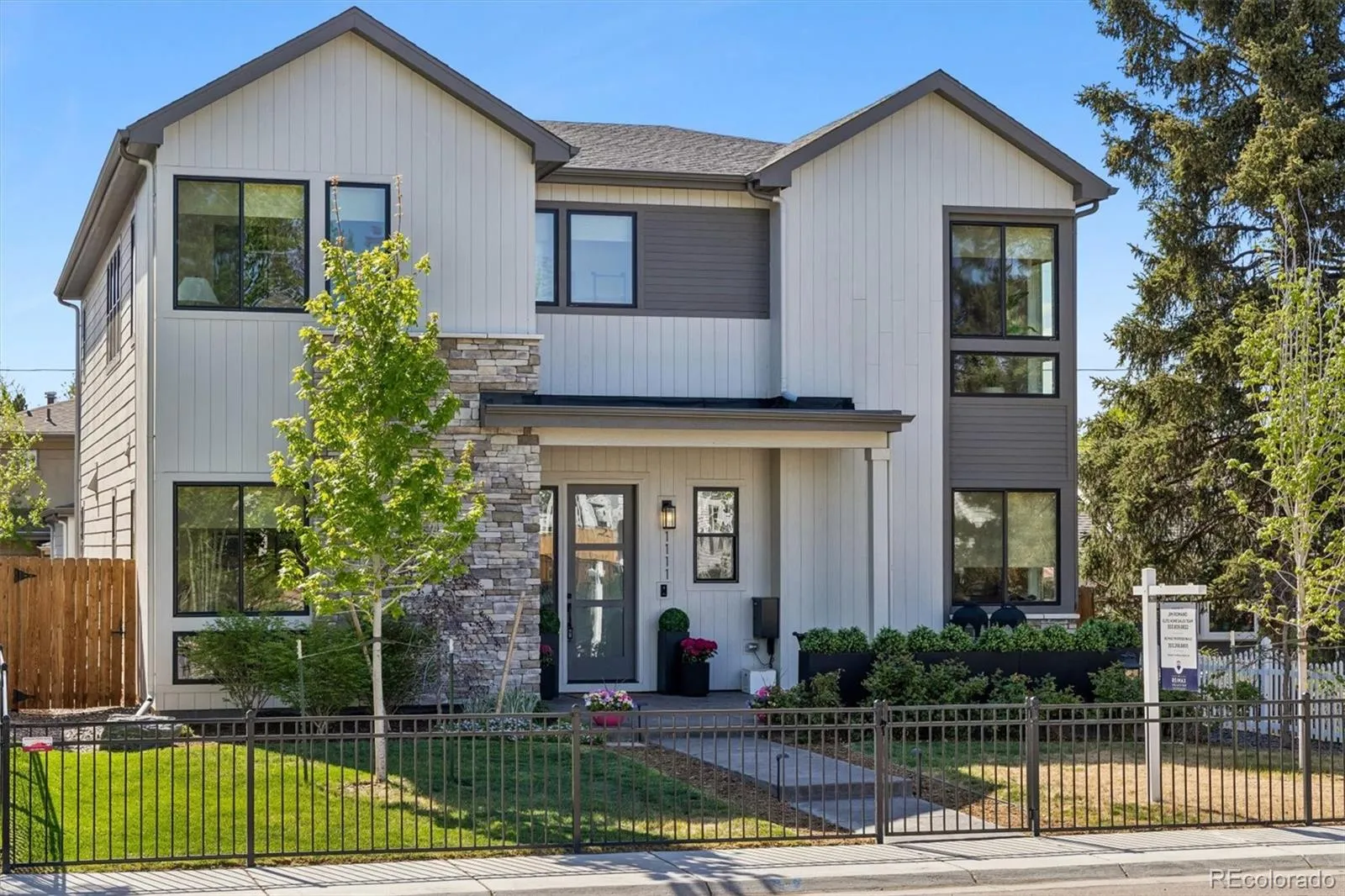 1111 S Adams Street Denver CO 80210 MLS #REC5353705 05092026021234 1600 39