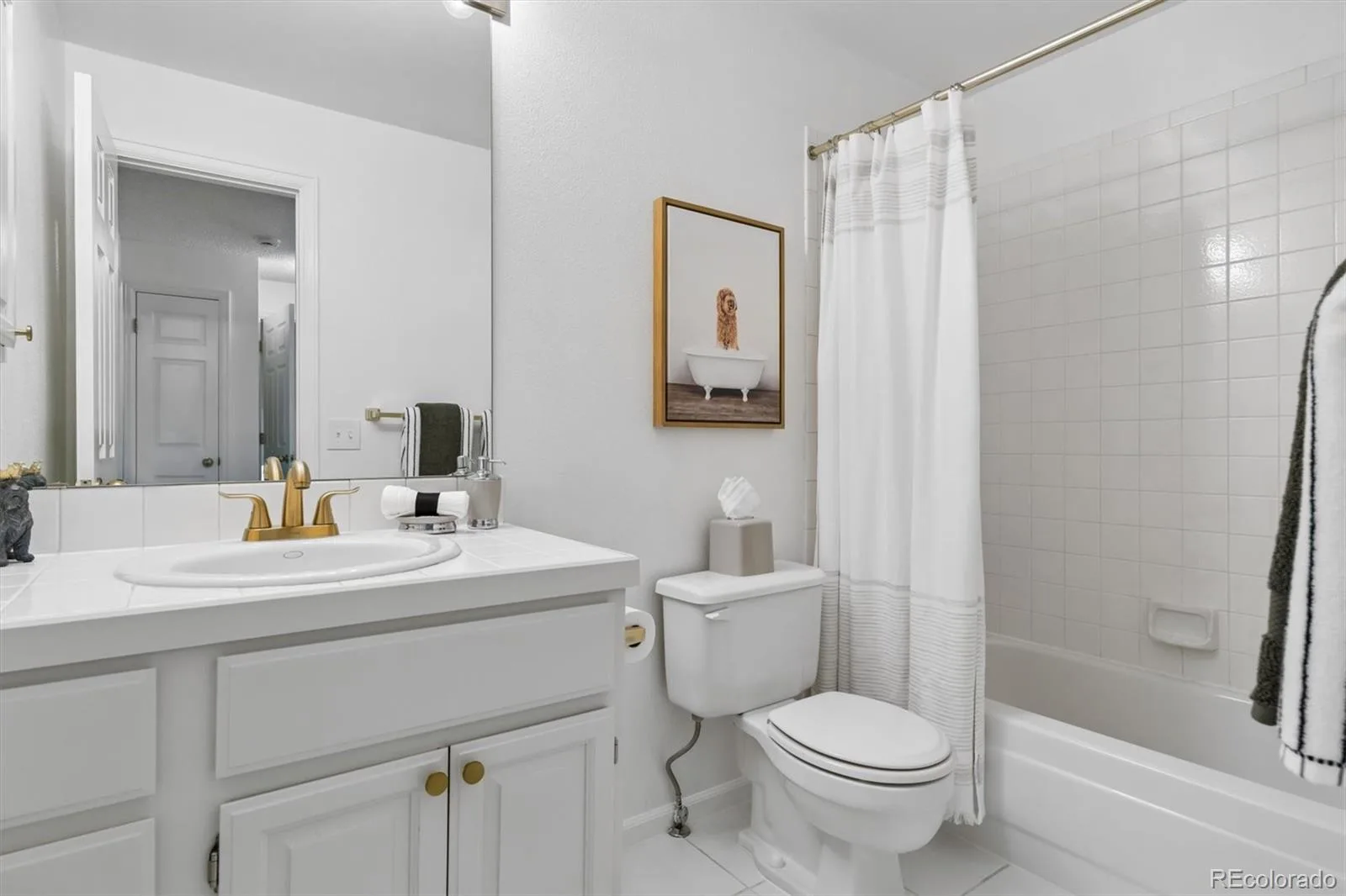 8040 E Dartmouth Avenue #9 Denver CO 80231 MLS #REC5355706 06022026210406 1600 24