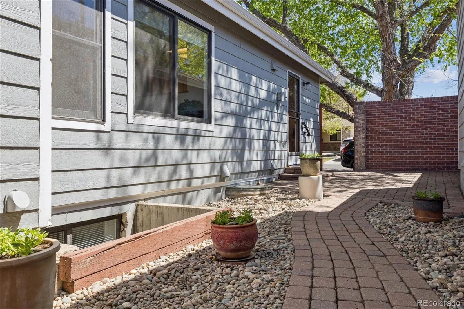 8040 E Dartmouth Avenue #9 Denver CO 80231 MLS #REC5355706 06022026210406 1600 31