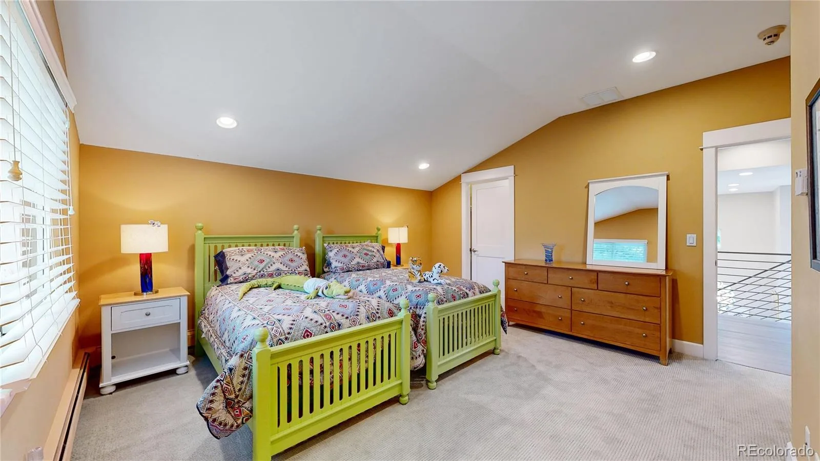 463 Locust Street Denver CO 80220 MLS #REC5356097 06302026170256 1600 27