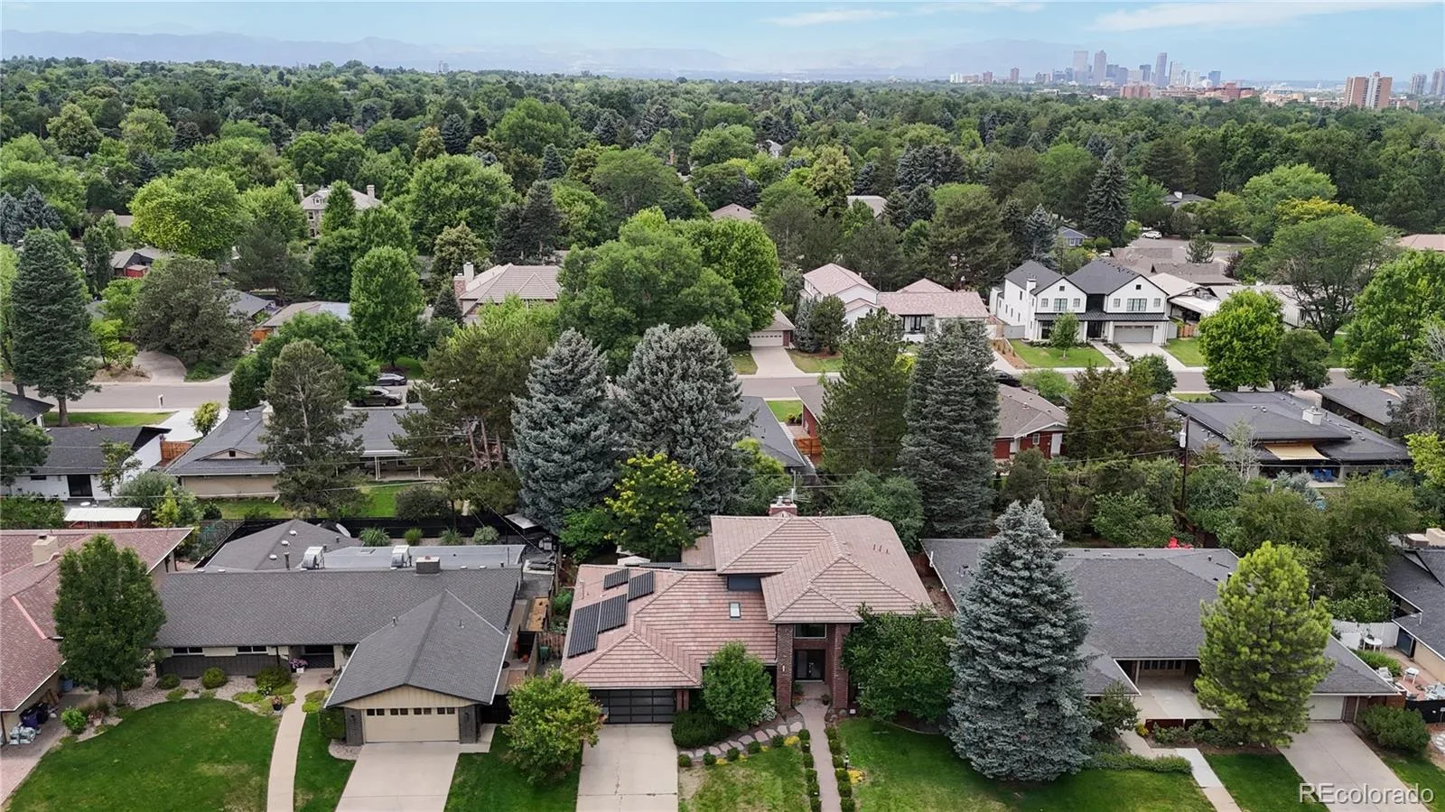 463 Locust Street Denver CO 80220 MLS #REC5356097 06302026170256 1600 39