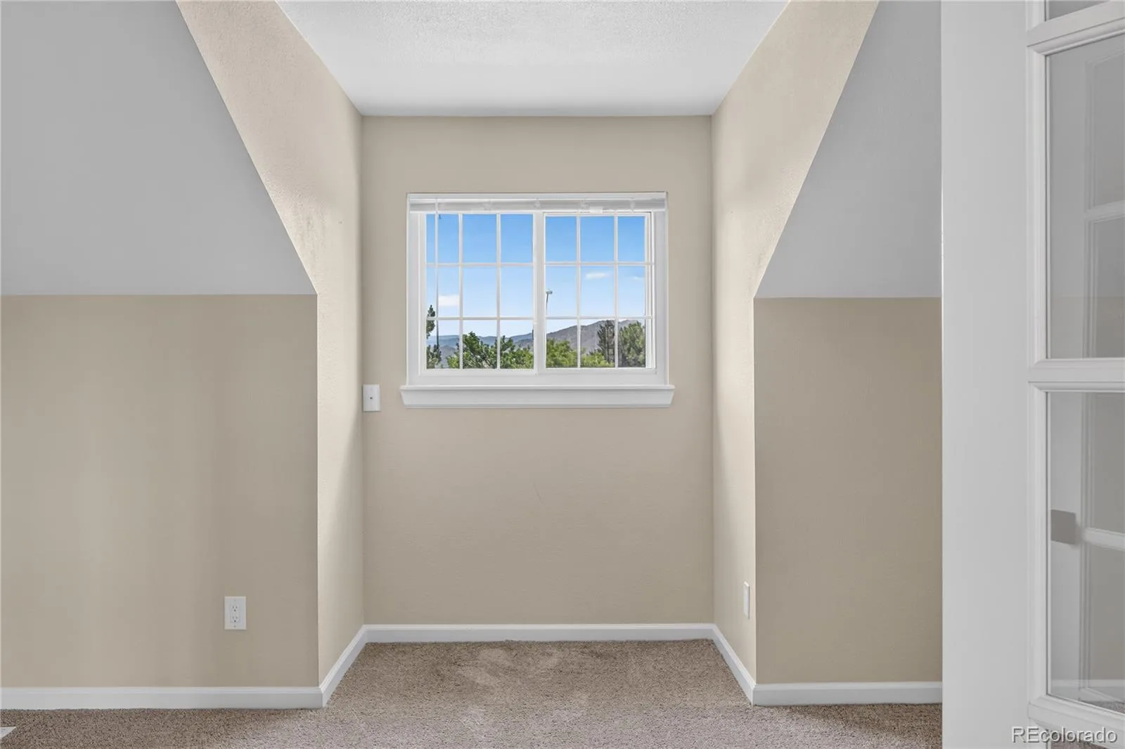 10594 Park E Mountain Littleton CO 80127 | MLS #REC5356293 07312026211048 1600 24