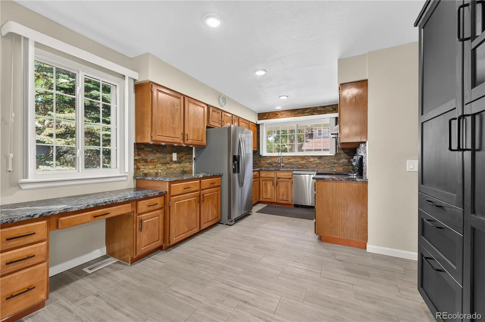 10594 Park E Mountain Littleton CO 80127 | MLS #REC5356293 07312026211048 1600 8