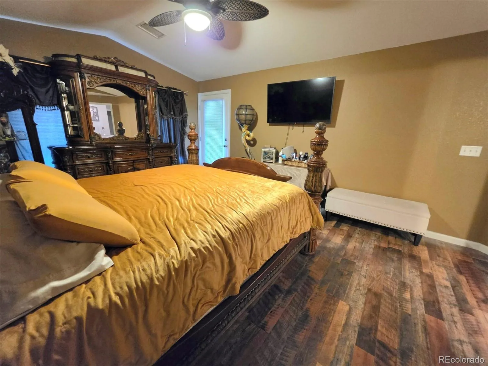 9305 Las Ramblas Court #E Parker CO 80134 | MLS #REC5356901 08022026050453 1600 13