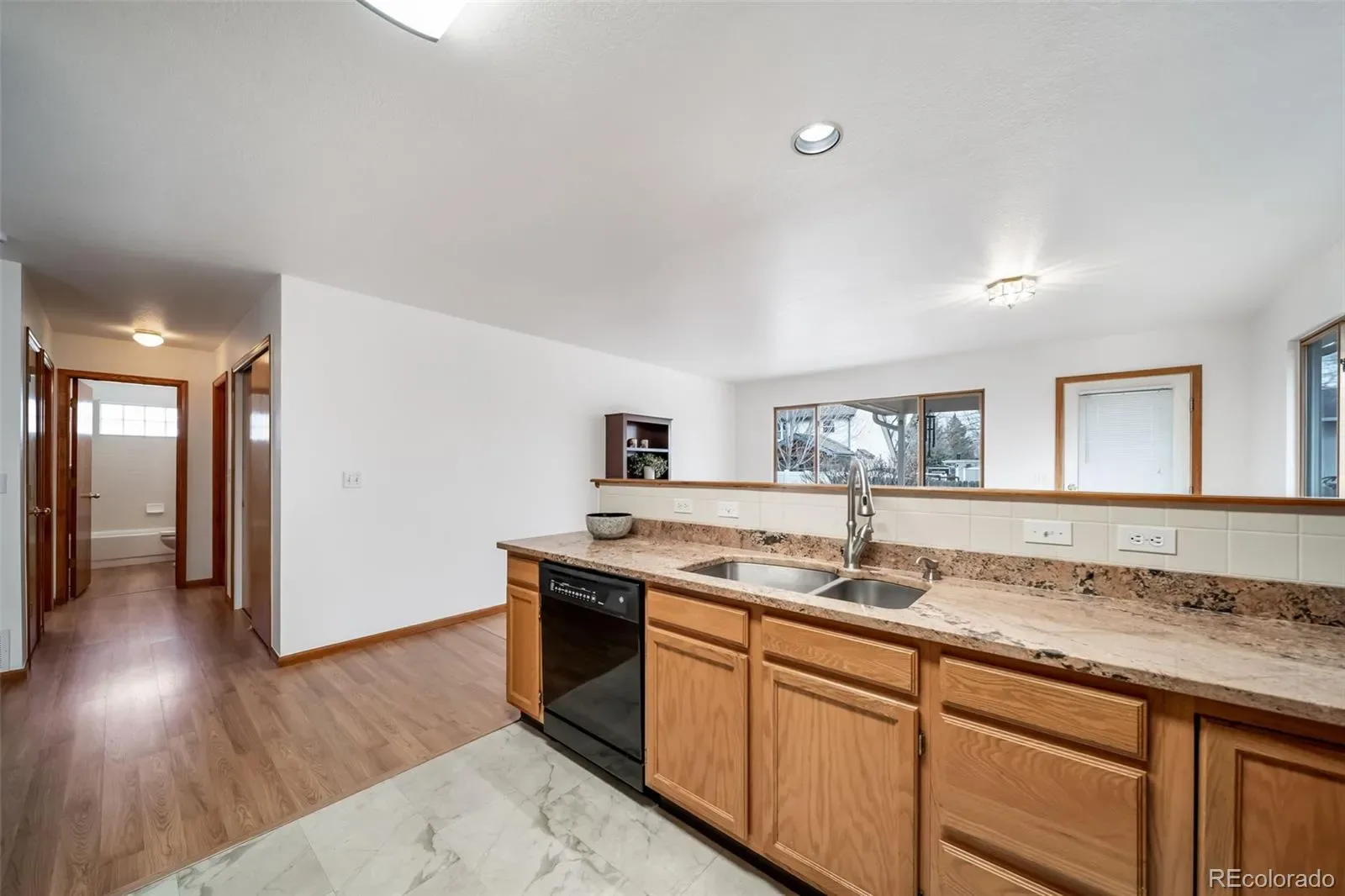 03142026004837 1600 15