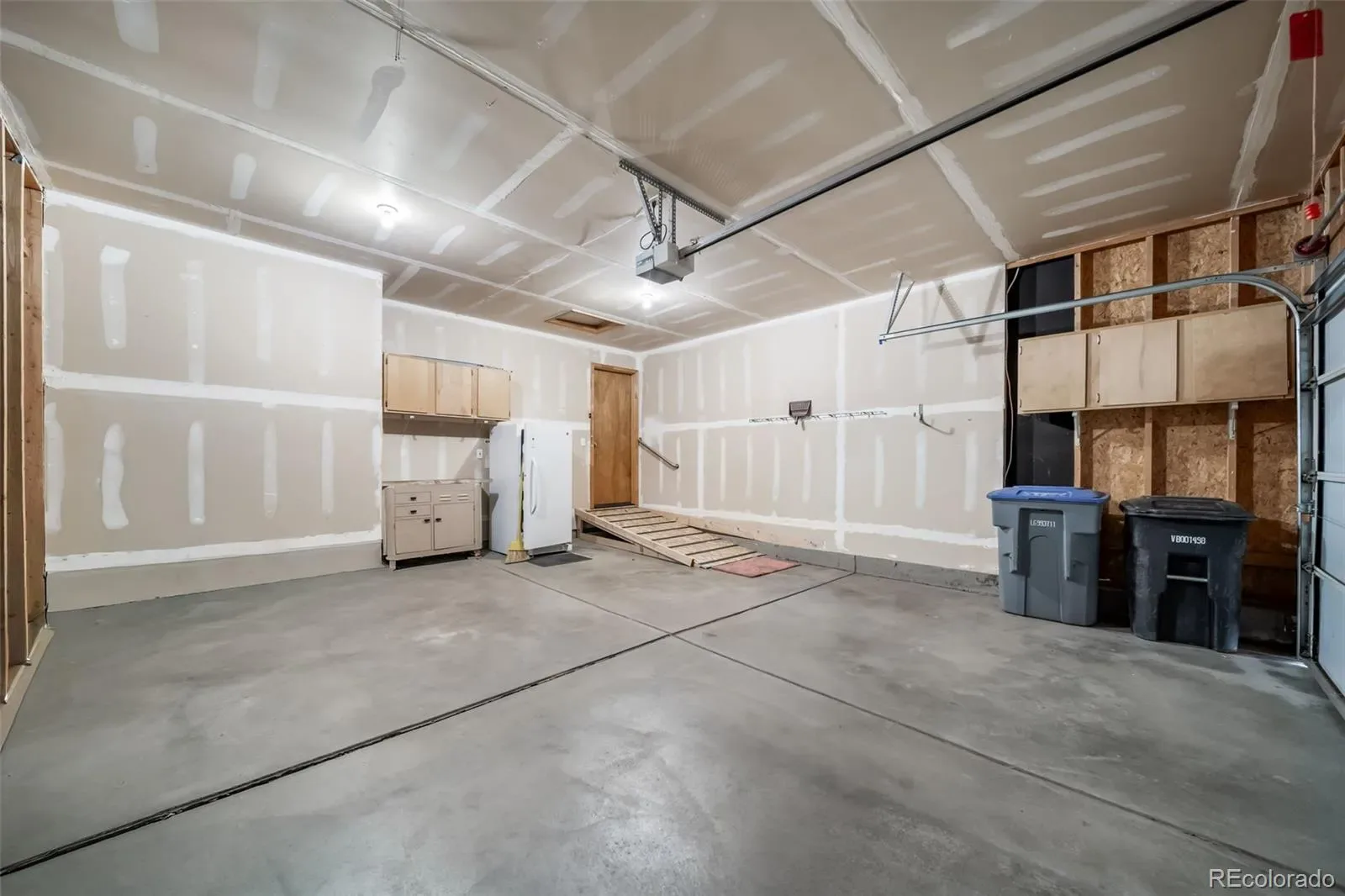 03142026004837 1600 27