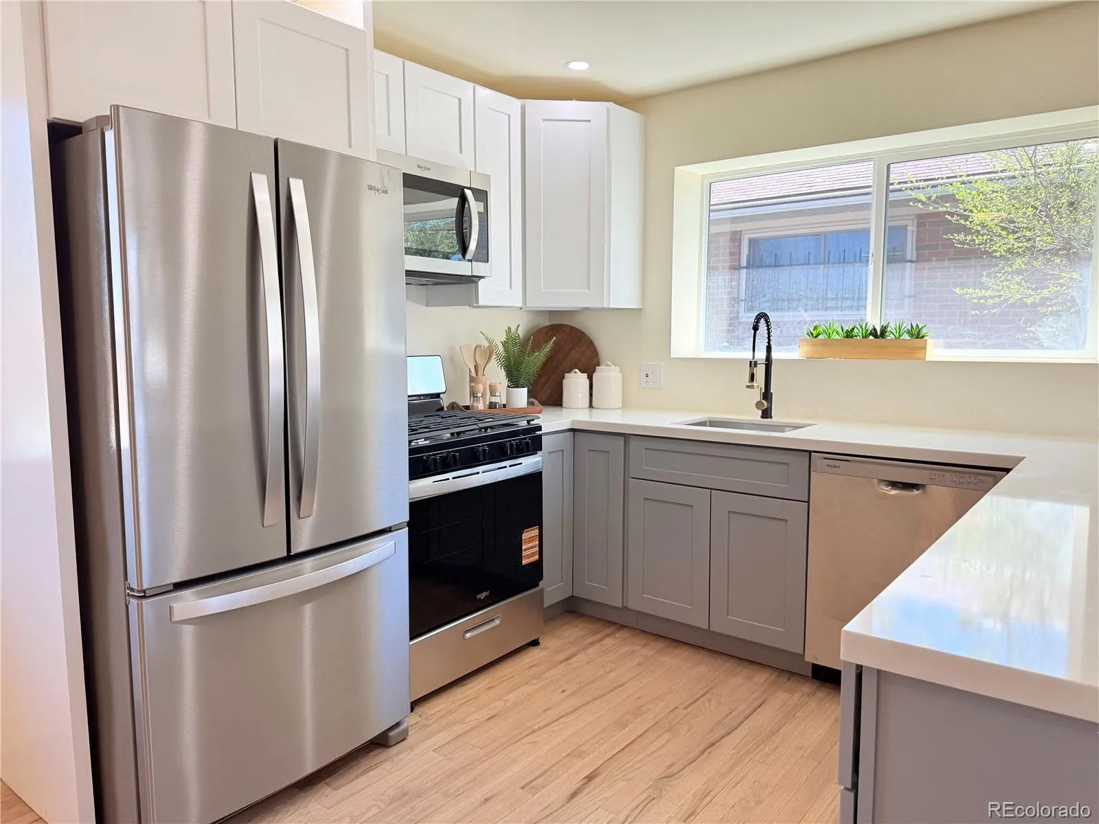 3280 Leyden Street Denver CO 80207 MLS #REC5358356 05102026023245 1600 1