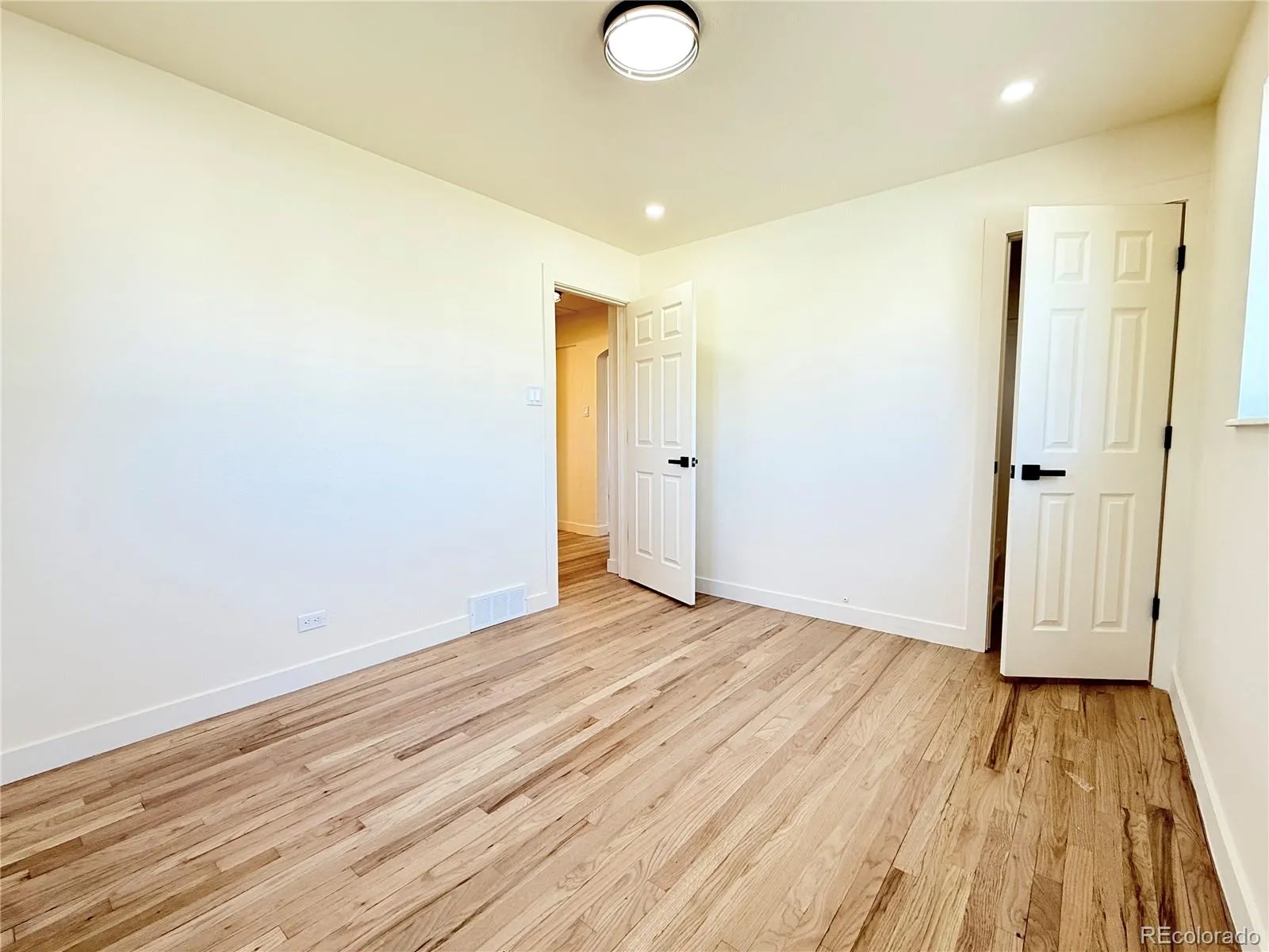 3280 Leyden Street Denver CO 80207 MLS #REC5358356 05102026023245 1600 11