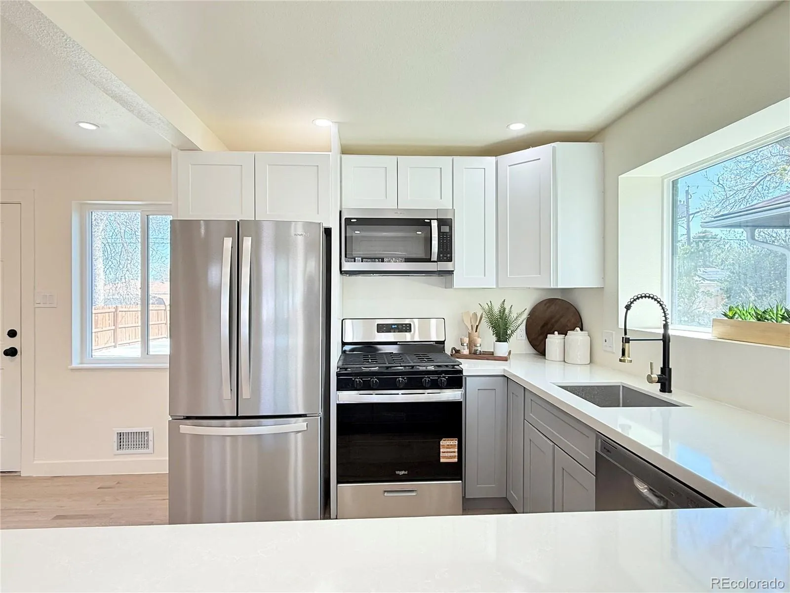 3280 Leyden Street Denver CO 80207 MLS #REC5358356 05102026023245 1600 4