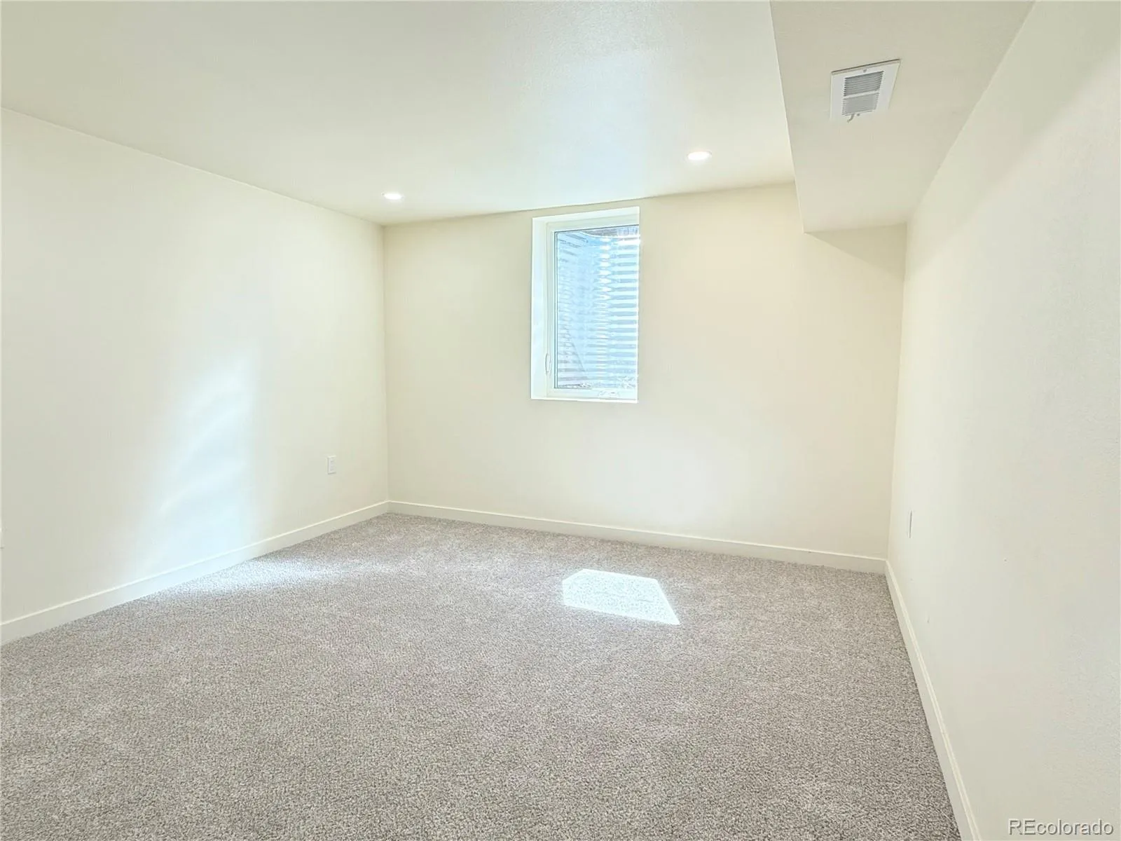 3280 Leyden Street Denver CO 80207 MLS #REC5358356 05102026023245 1600 6