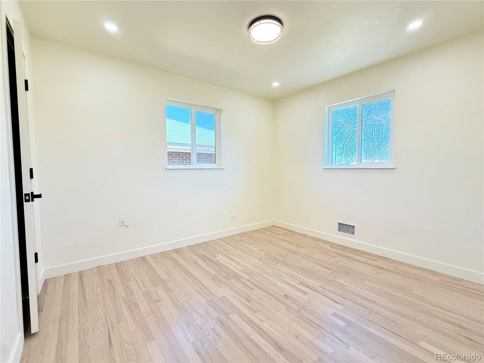 3280 Leyden Street Denver CO 80207 MLS #REC5358356 05102026023245 1600 9