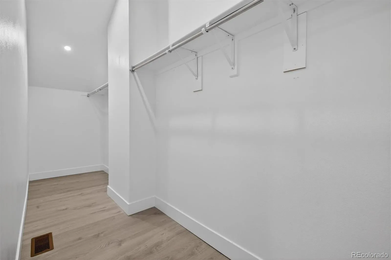 03172026222733 1600 24