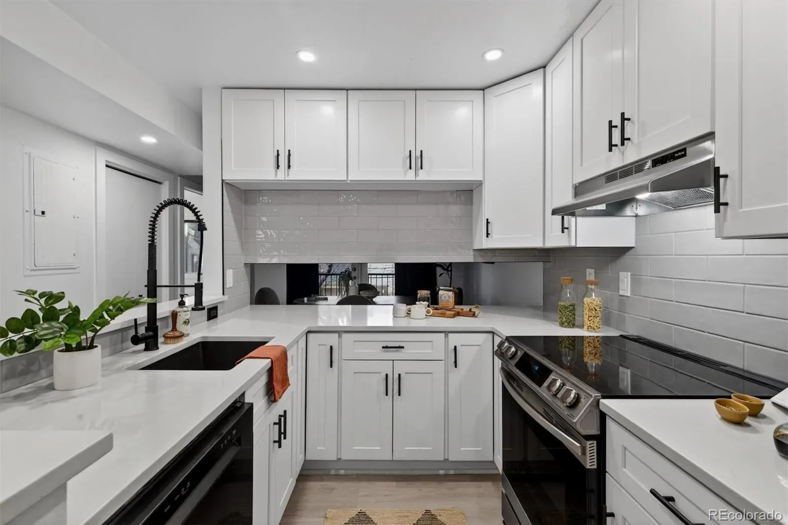 03172026222733 1600 8