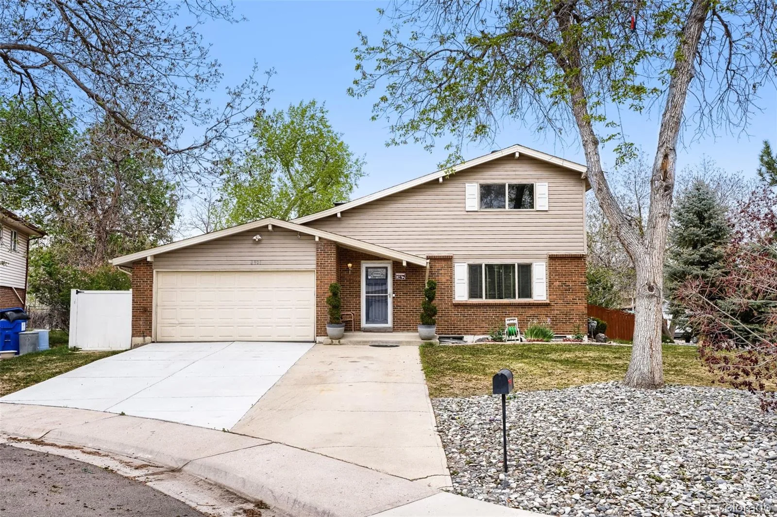 8901 W Radcliffe Place Littleton CO 80123 | MLS #REC5363930 08282026151530 1600 1