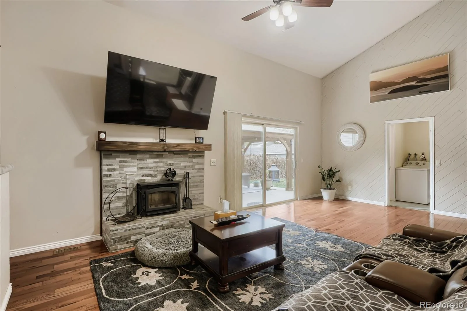 8901 W Radcliffe Place Littleton CO 80123 | MLS #REC5363930 08282026151530 1600 2
