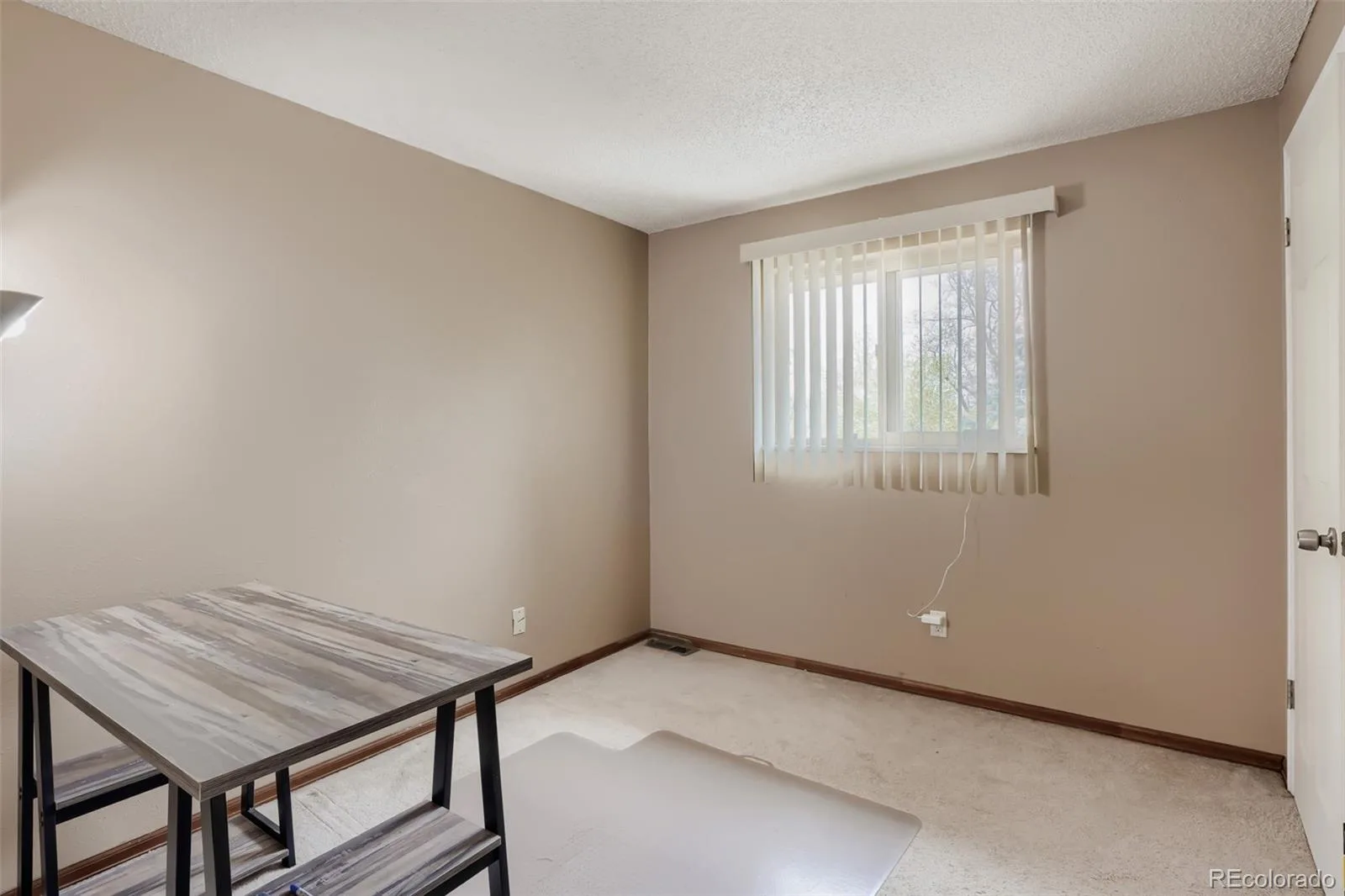 8901 W Radcliffe Place Littleton CO 80123 | MLS #REC5363930 08282026151530 1600 25