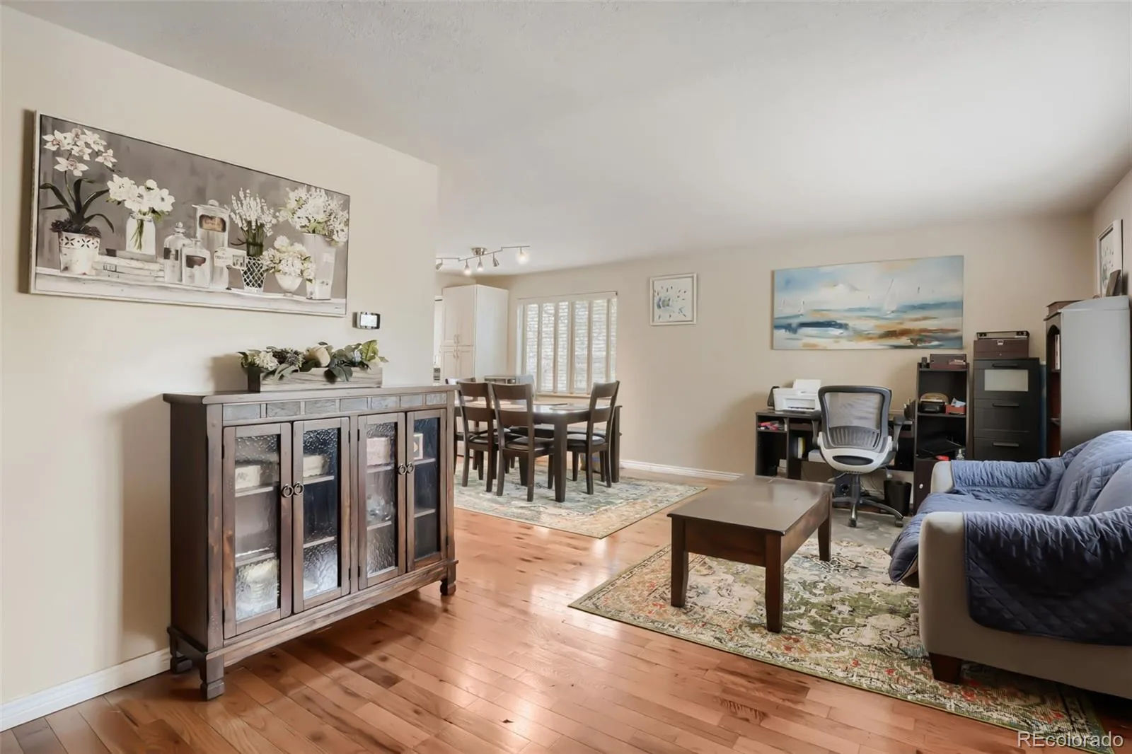 8901 W Radcliffe Place Littleton CO 80123 | MLS #REC5363930 08282026151530 1600 3
