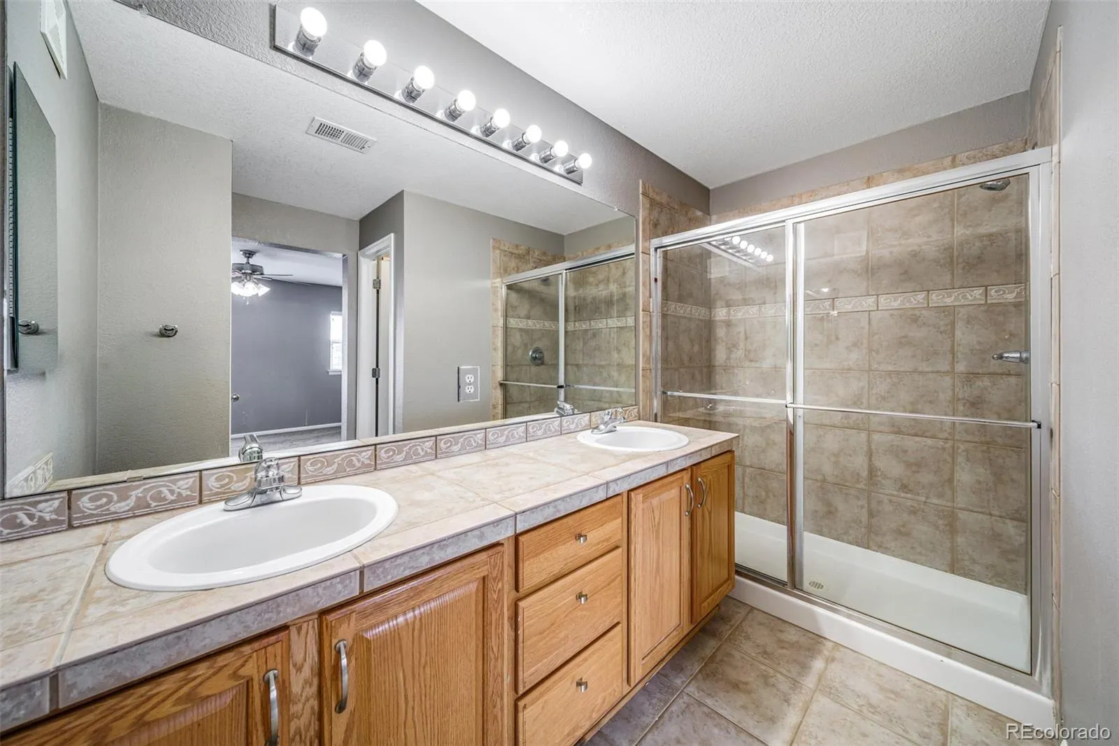 17920 E 104th Place #C Commerce City CO 80022 | MLS #REC5363935 04252026002032 1600 14