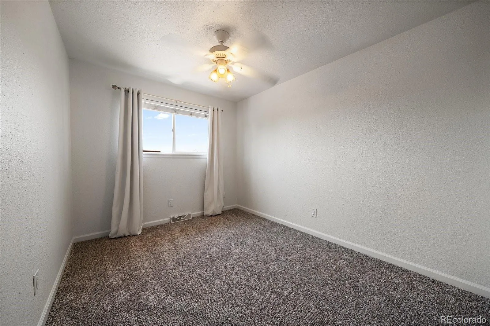4567 S Fairplay Court Aurora CO 80015 | MLS #REC5366717 08072026203202 1600 12