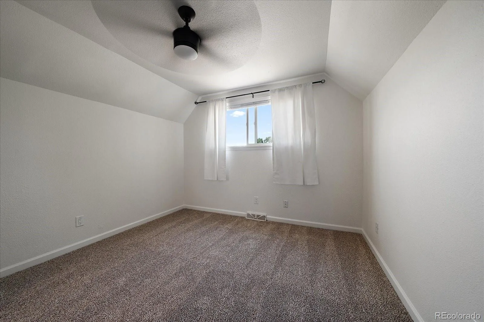 4567 S Fairplay Court Aurora CO 80015 | MLS #REC5366717 08072026203202 1600 17