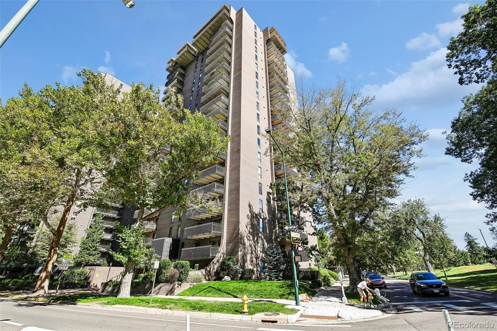 480 S Marion Parkway #902 #A Denver CO 80209 | MLS #REC5367156 09302026194619 1600 15