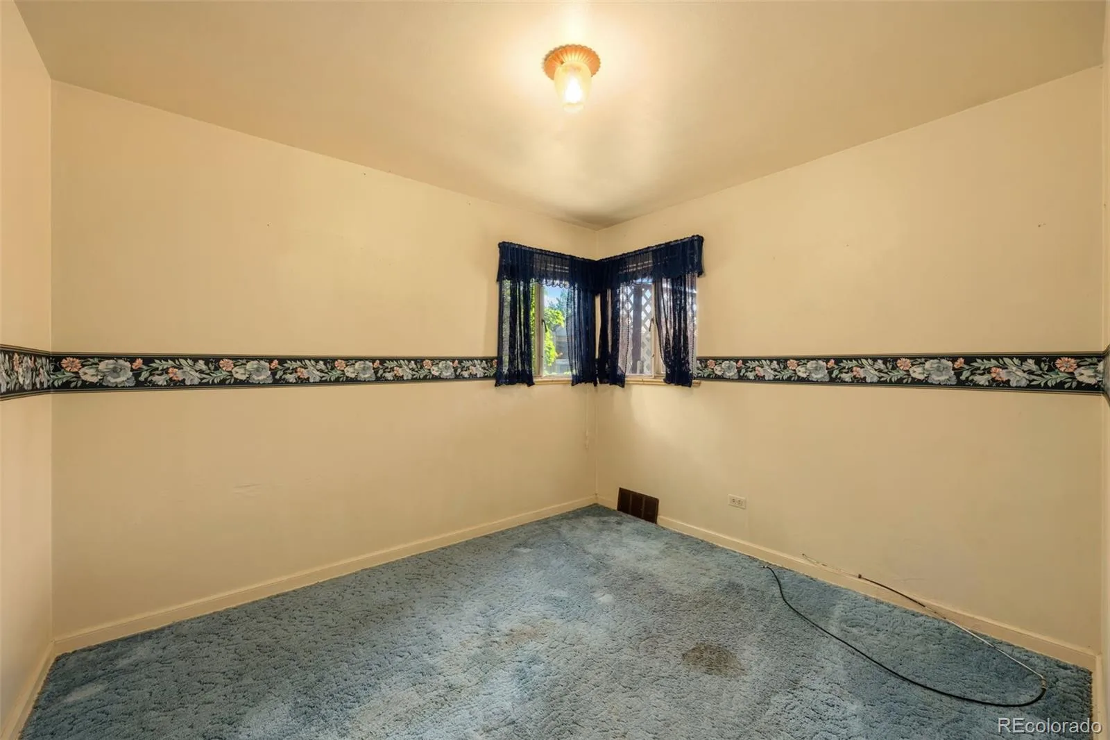 2210 S Irving Street Denver CO 80219 MLS #REC5367754 06082026235607 1600 10