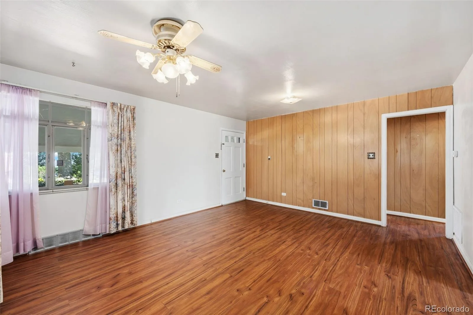 2210 S Irving Street Denver CO 80219 MLS #REC5367754 06082026235607 1600 2