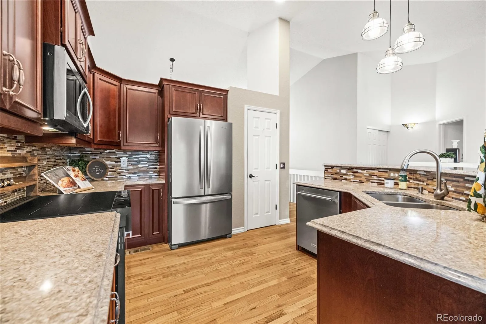 5351 S Lisbon Way Centennial CO 80015 MLS #REC5367799 05022026052316 1600 13