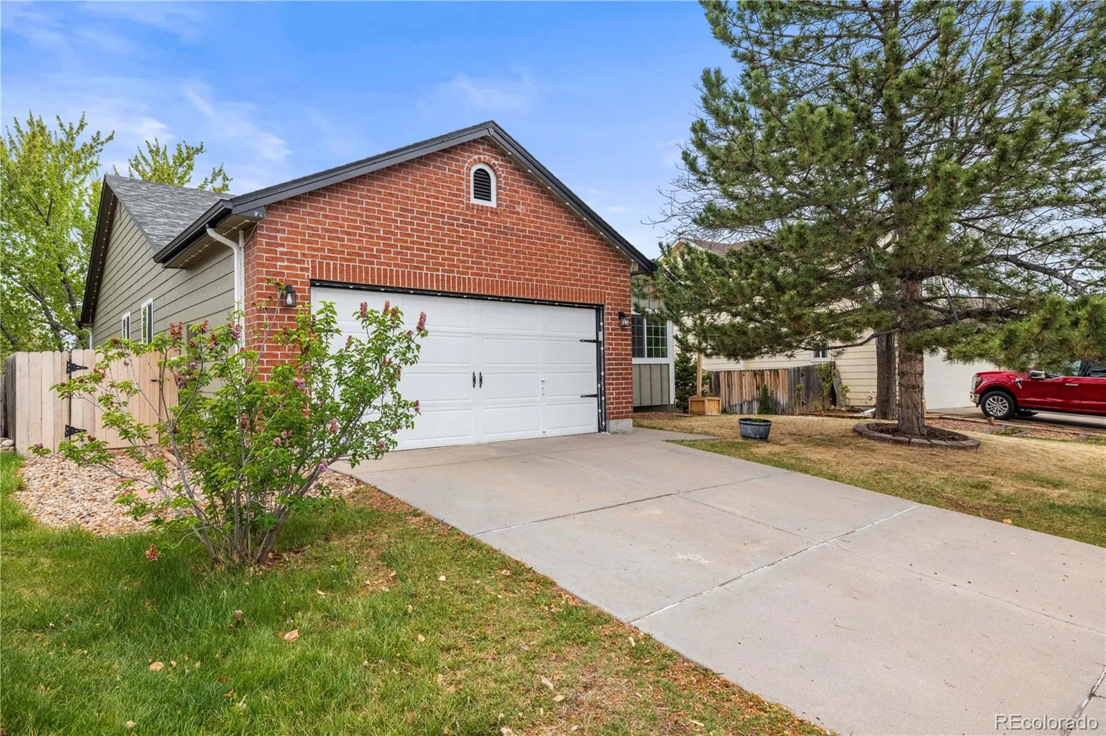 5351 S Lisbon Way Centennial CO 80015 MLS #REC5367799 05022026052316 1600 2