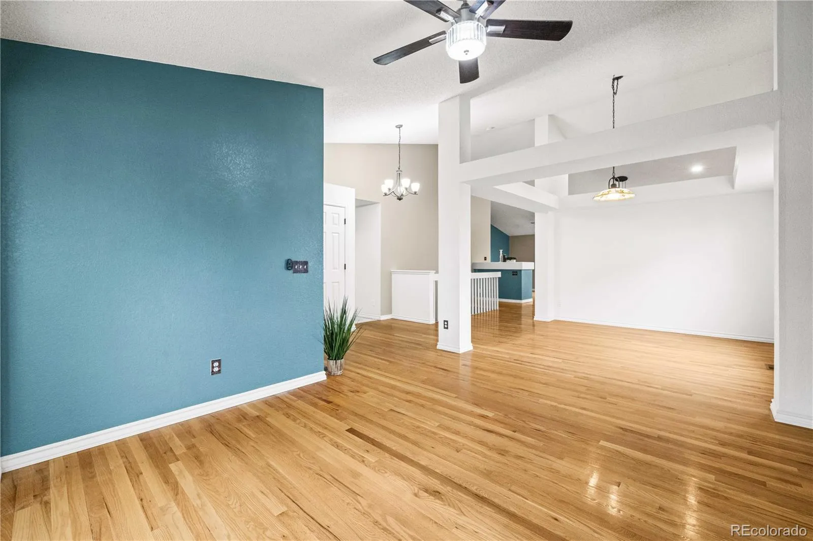 5351 S Lisbon Way Centennial CO 80015 MLS #REC5367799 05022026052316 1600 9
